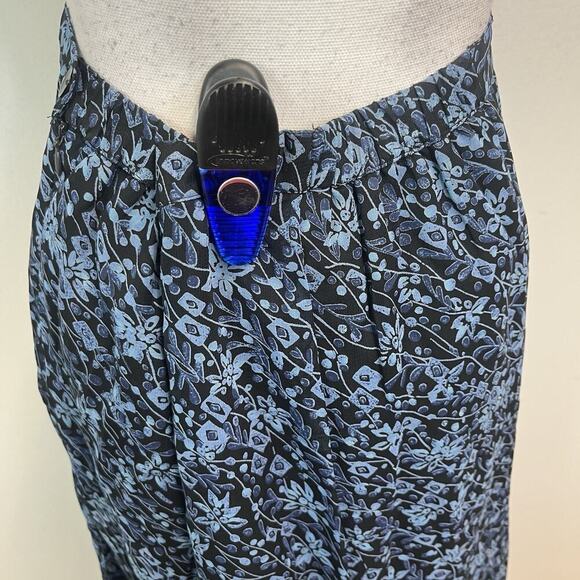 JM Collection Skirt size 16 Blue Black Floral Long A Line Sheer Modest Career - Picture 8 of 10